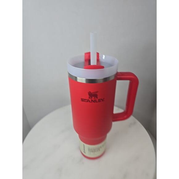 STANLEY Quencher H2.0 Tumbler with Handle and Straw 40 oz Flowstate Chili Red - Picture 10 of 13